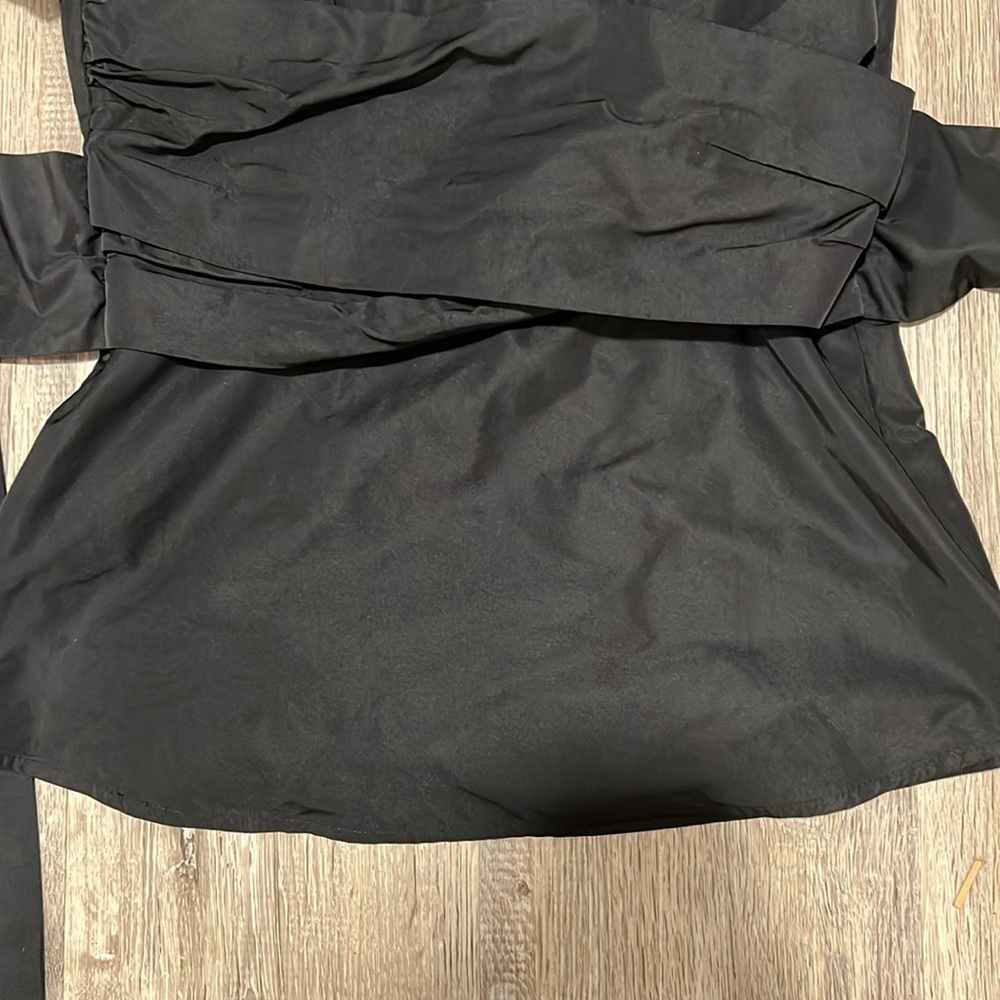 BCBGMAXAZRIA Puffy Sleeves Ruched Top​​​​ - Picture 6 of 13